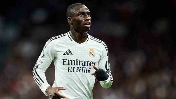 "Real Madrid" Ferlan Mendi bilan xayrlashmoqchi
