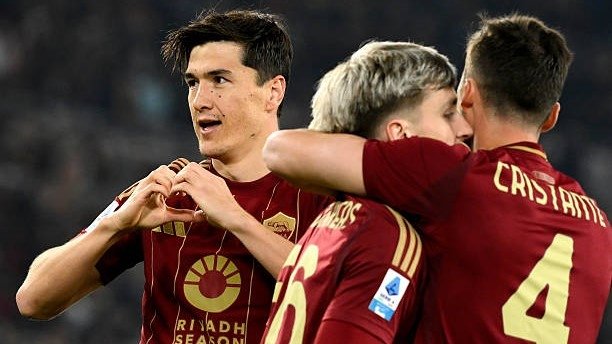 Bugun Shomurodov va "Roma" Rimda "Fiorentina"ni qabul qiladi