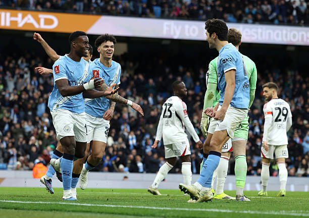 Angliya kubogi. "Manchester Siti" "Solford"ga imkoniyat qoldirmadi, Husanov to‘liq o‘ynadi