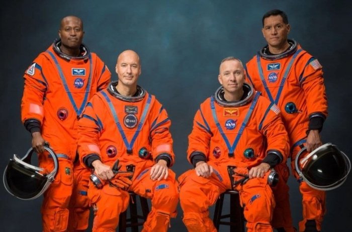 NASA “Артемида-3” Ой миссияси экипажи таркибига кирадиган тўрт нафар астронавт номини эълон қилди