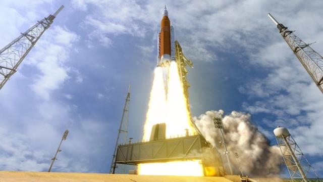 NASA «Artemis-1»ni Oyga uchirdi