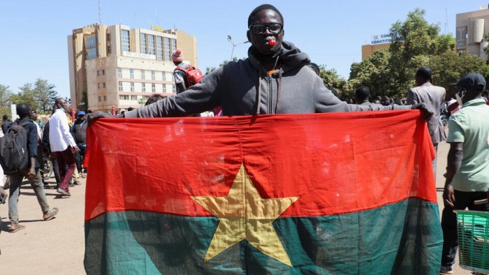 Burkina-Fasoda harbiy to‘ntarish bo‘ldi