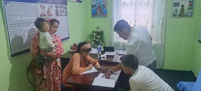 Фарзанд она тарбиясига олиб берилди 