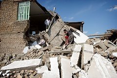 АҚШ Эронга ҳужум қарори учун товон тўламоқда