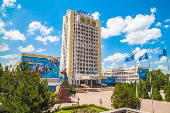 Qozog‘iston universiteti dunyodagi eng yaxshi 200 ta oliygoh qatoridan joy oldi 