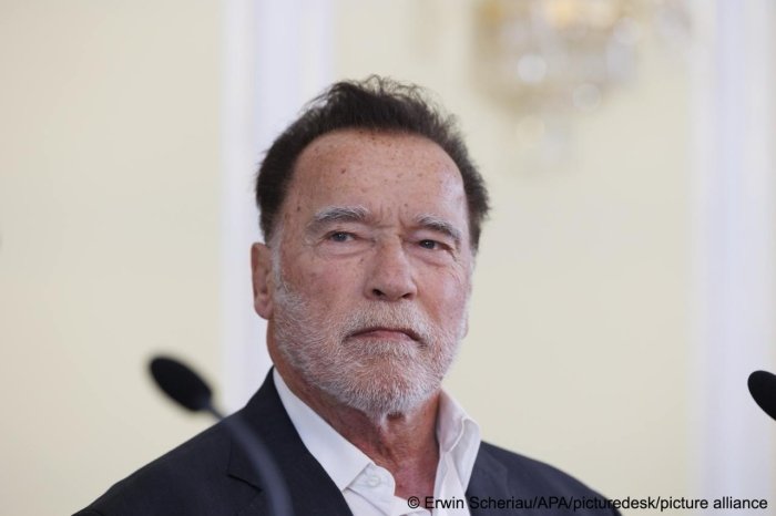 Arnold Shvarsenegger Berlinda faxriy doktor unvonini oladi