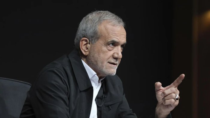 Eron prezidenti: "AQSh bilan muloqot qilish taslim bo‘lish degani emas"