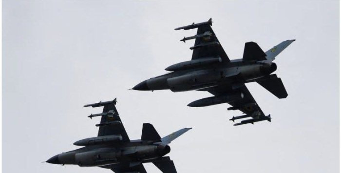 Ukraina yozda o‘zining F-16 samolyotini AQSh sababli urib tushirgan — The Wall Street Journal 