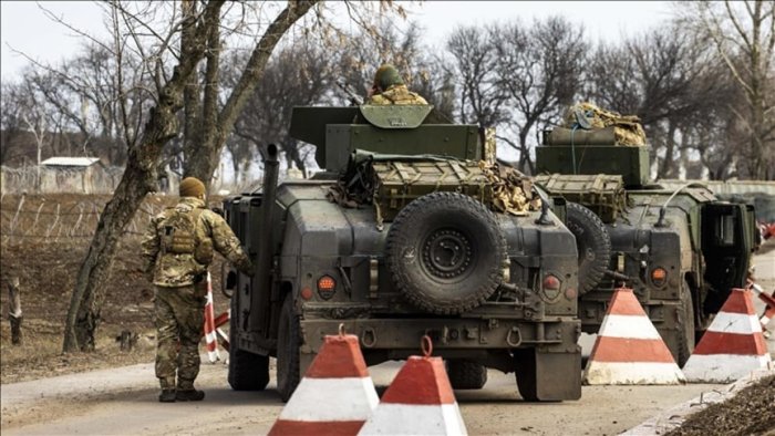Rossiya Moskvada Ukraina armiyasidan tutib olingan NATO qurollarini namoyish etdi