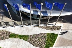Европа Иттифоқи Россияни кучли рақиб деб атади