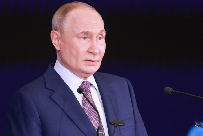 Putin: "Rossiya va AQSh o‘rtasidagi iqtisodiy aloqalarni tiklash o‘zaro manfaatli bo‘ladi"