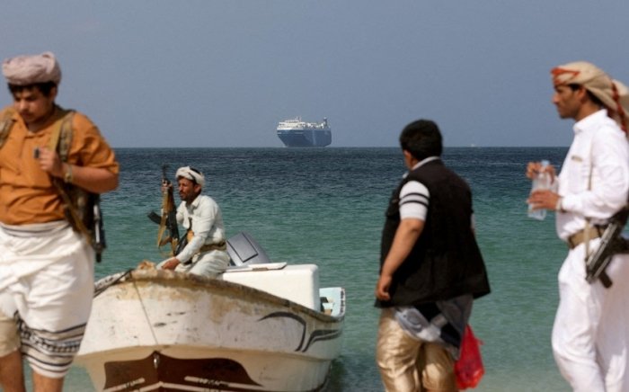 Husiylar Arab dengizi va Adan ko‘rfazida uchta kemaga hujum qildi