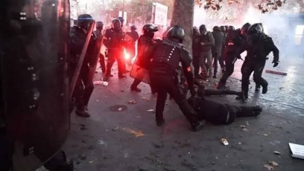 Parijda namoyishchilar va polisiya o‘rtasida to‘qnashuvlar boshlandi