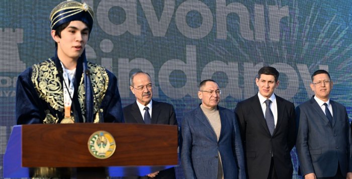 FIDE Jahon kubogining eng yosh chempioni Javohir Sindorov tantanali kutib olindi (foto)