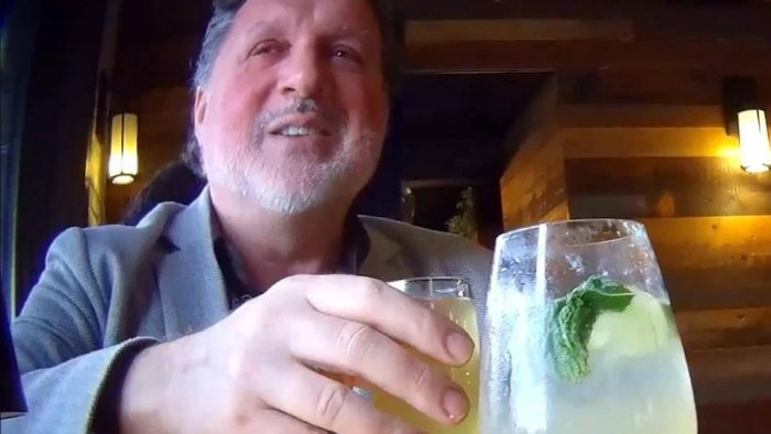 Pentagon mulozimi korrupsiya haqidagi gaplaridan keyin lavozimidan chetlatildi