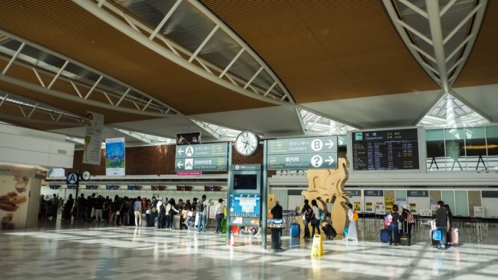 Yo‘qolgan qaychi Yaponiya aeroportida 200 ta parvozning kechikishiga sabab bo‘ldi