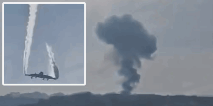 Туркия ҳарбий самолёти Грузия чегараси яқинида ҳалокатга учради (видео)