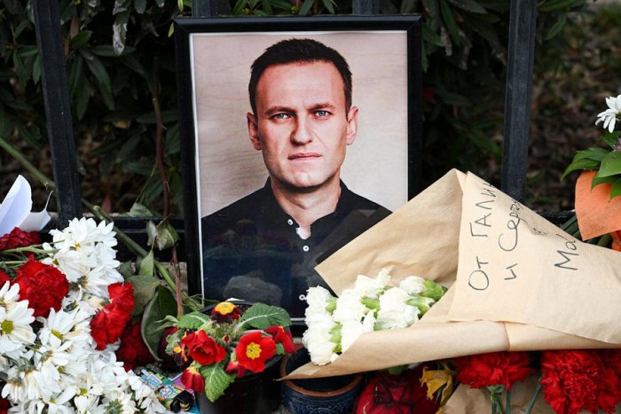 Siyosatchi Aleksey Navalniy Rossiya qamoqxonasida zaharlangan