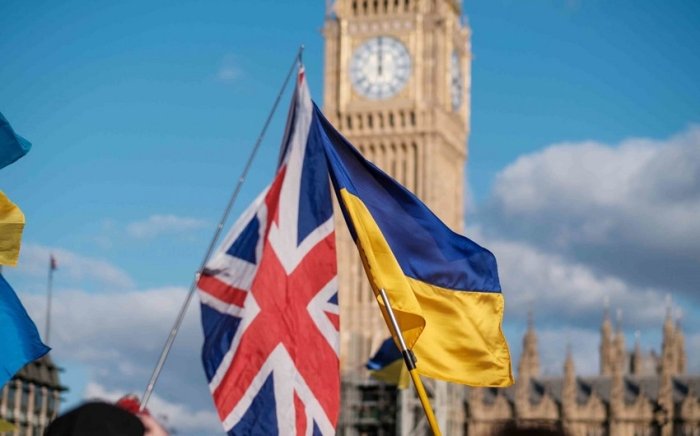 Ukraina va Buyuk Britaniya 100 yillik hamkorlik shartnomasini imzolaydi