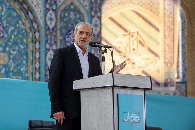 Eron AQShga javob zarbasini berishi shart — Prezident Pezeshkian