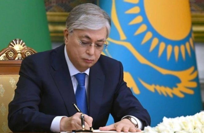 Тоқаев Қозоғистон армиясини ислоҳ қилишни буюрди