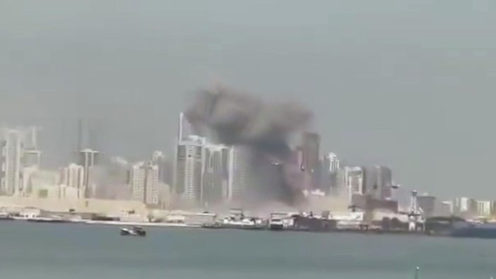 БАА Яқин Шарқдаги можаро сабаб мамлакатда қолиб кетган сайёҳларнинг харажатларини қоплайди