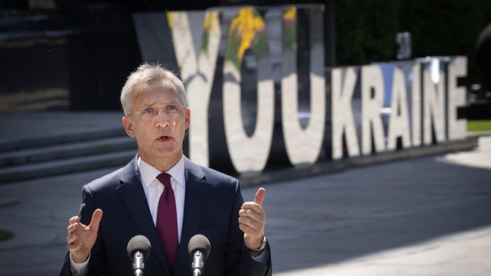 Stoltenberg NATO Ukrainaga qo‘shin yubormasligining sababini aytdi