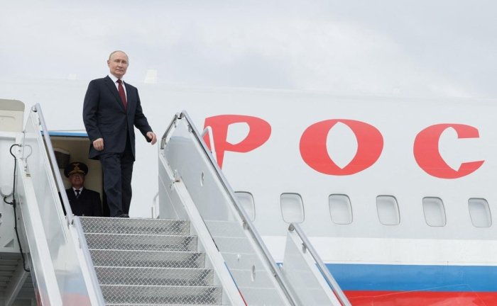 Россия ЕИ мамлакатлари устидан Путиннинг самолёти парвоз қилиши учун рухсат олмоқчи