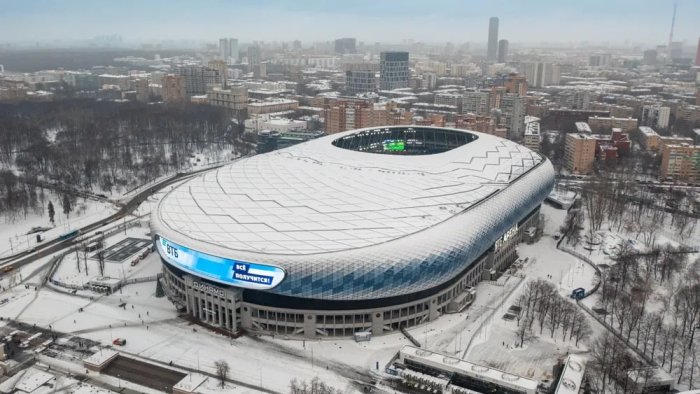 Москвадаги "ВТБ Арена"дан бомба таҳдиди туфайли 1500 га яқин одам эвакуация қилинди