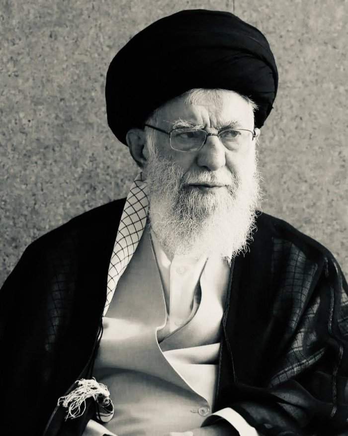 Эрон давлат телевидениеси Эрон олий раҳбари Оятуллоҳ Али Хоминаий ўлдирилганини тасдиқлади