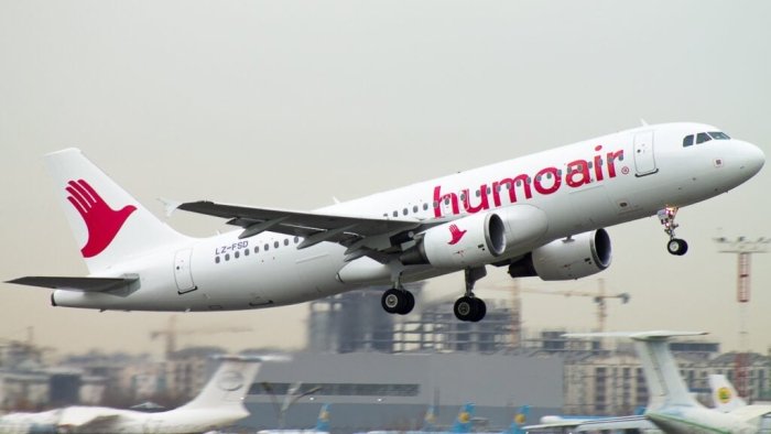 Humo Air мижозларга чипта пулини вақтида қайтармай, қонунни бузгани аниқланди