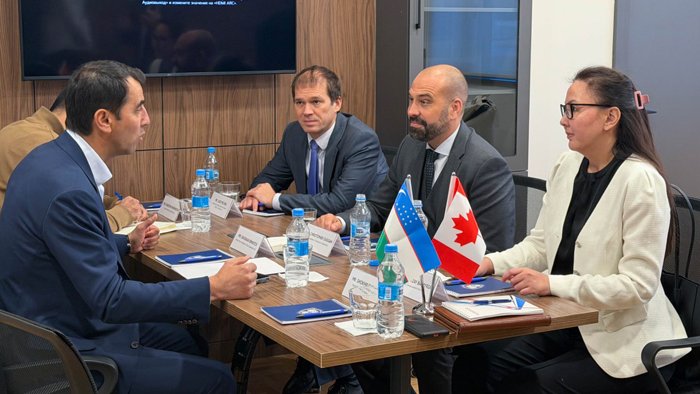 Ravshan Irmatov Kanada elchisi bilan uchrashuv o‘tkazdi