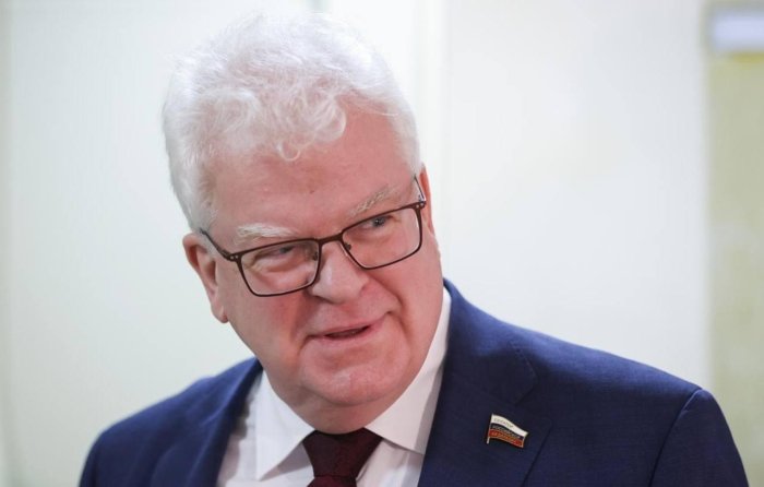 Кремль Макроннинг Европа учун узоқ масофали ракеталар яратиш чақирувига жавоб берди