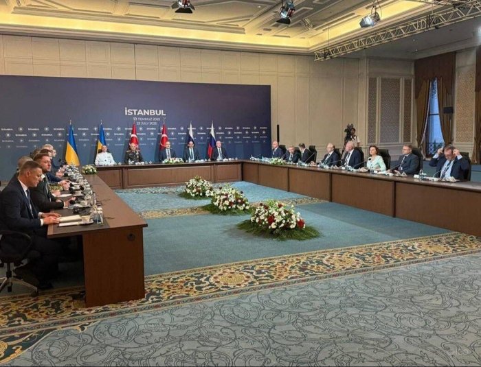  Истанбулда Россия ва Украина ўртасидаги музокараларнинг учинчи босқичи бошланди — ОАВ