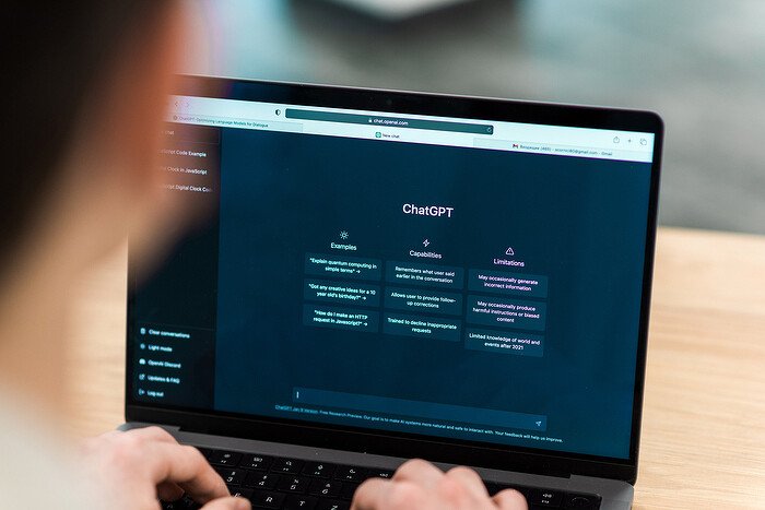ChatGPT фойдаланувчиларининг миллионлаб шахсий чатлари интернетда тарқаб кетди
