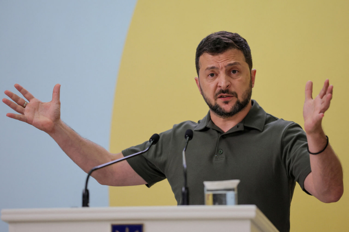 Зеленский қиш олди Украинага қандай қуроллар кераклигини айтди