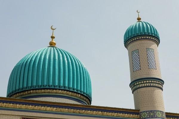 Xorijiy “rasmiy diniy ta’lim” va’dalari ortida noqonuniy faoliyat xavfi bor