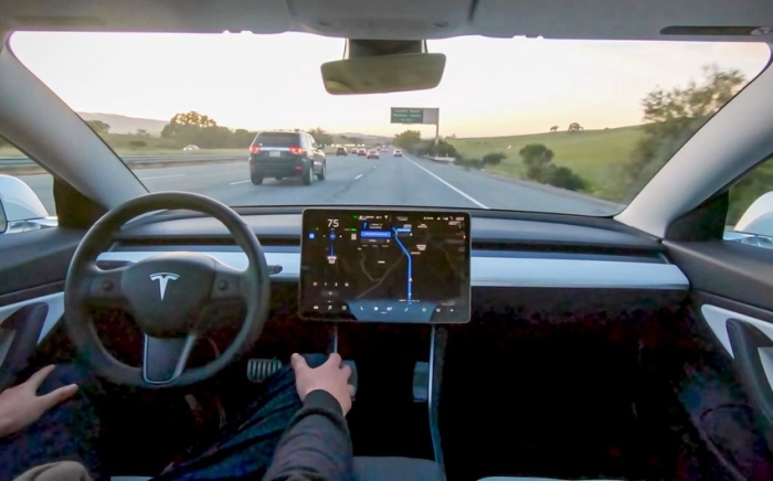 "Tesla" ўзининг янги автомобилини тақдим этади