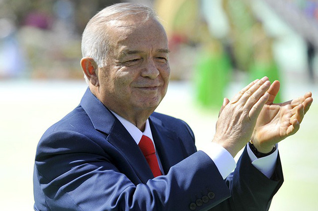 Noyob surat! Islom Karimov nabirasi bilan raqs tushmoqda (FOTO)