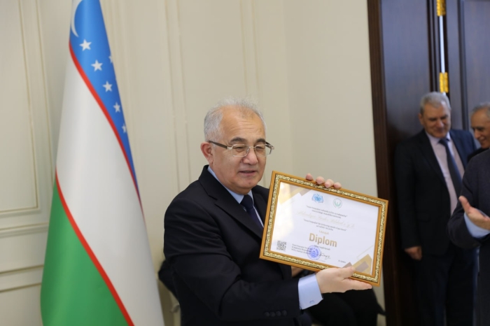 “Inson huquqlari sohasida ta’lim va tadqiqotlar” tanlovi g‘oliblari taqdirlandi