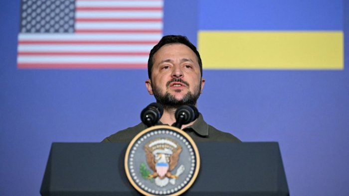 Zelenskiy: Si Jinping Rossiyaga qurol sotmaslikka va’da bergan