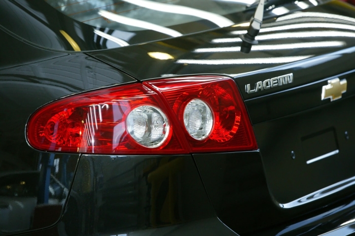 "Chevrolet Lacetti", "Cobalt", "Damas" ва "Labo" автомобилларига шартномалар қабул қилиш вақтинча тўхтатилади - "UzautoMotors"