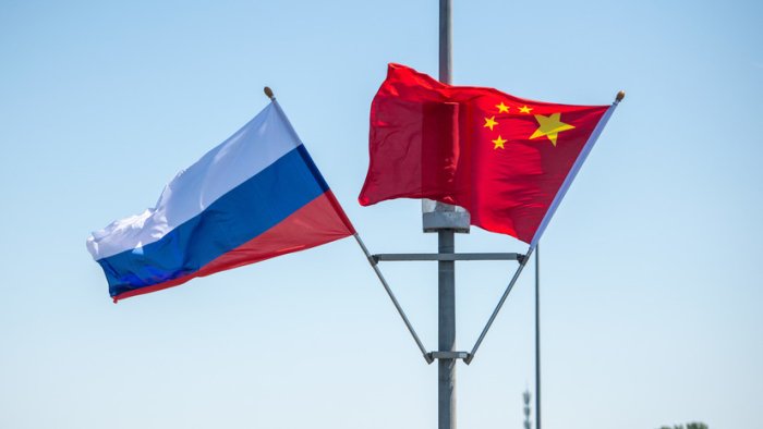 Европа КХРнинг Россияга кўмаги ошганидан хавотирда