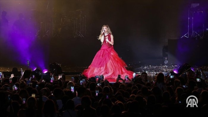 Jennifer Lopes Istanbulda 50 nafar muxlisi bilan uchrashadi