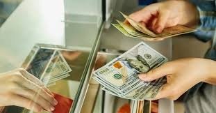 Banklardan 500 dollargacha naqd valyutani pasportsiz sotib olish mumkin bo‘ladi