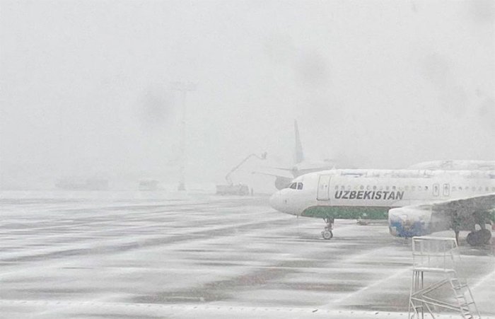 Termiz aeroporti samolyotlarni Samarqandga yo‘naltirmoqda