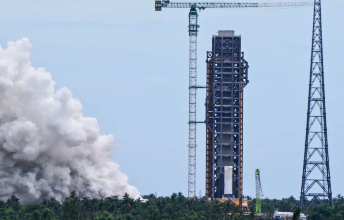 Хитой Ойга бошқариладиган миссия сари муҳим қадам ташлади