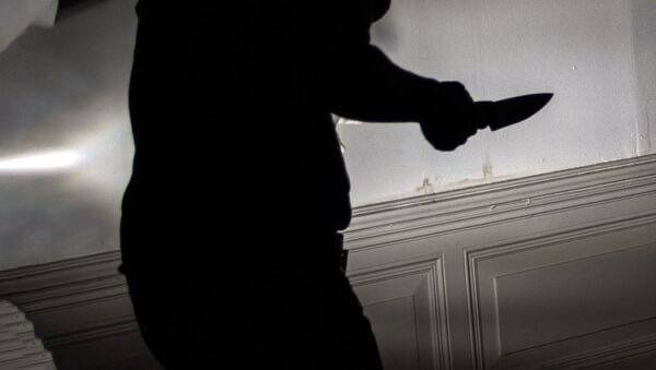 Farg‘onada ota aliment bo‘yicha chiqqan janjal oqibatida xotini va 2 yoshli qizini pichoqlab o‘ldirdi