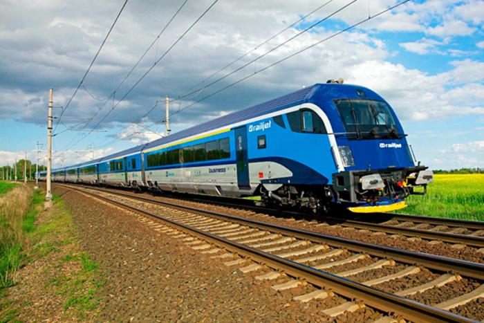 Ўғирлик ўнлаб поездларнинг тўхтатилишига сабаб бўлди