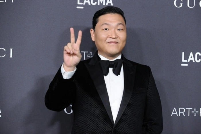 Gangnam Style ijrochisi Psy psixotrop dorilar uchun reseptlarni noqonuniy olganlikda ayblanmoqda